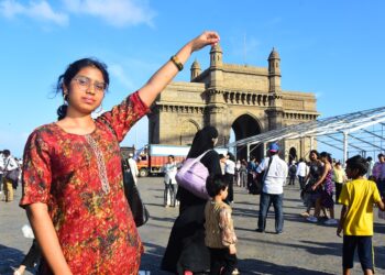Khyati Kumar at Gateway of India, Mumbai